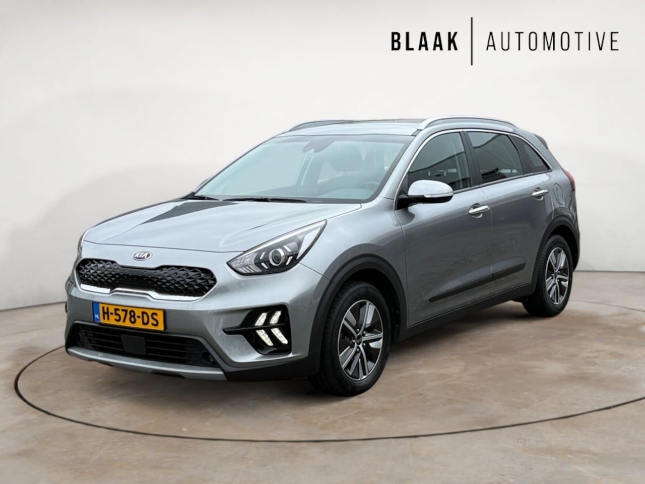 Kia Niro - 1.6 GDi H. DynamicLine | NL-auto | dealeronderhouden - AutoWereld.nl