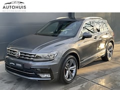 Volkswagen Tiguan - 1.4 TSI 150pk DSG ACT R-line Business Panorama Trekhaak Digitale Cockpit Navigatie Stoelve