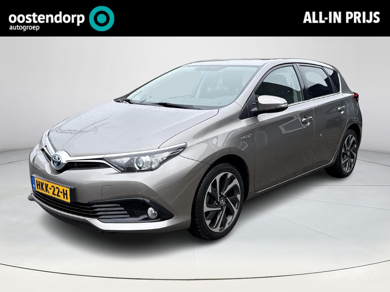 Toyota Auris - 1.8 Hybrid Dynamic **TREKHAAK/ NAVIGATIE/ STOELVERWARMING/ GARANTIE** - AutoWereld.nl