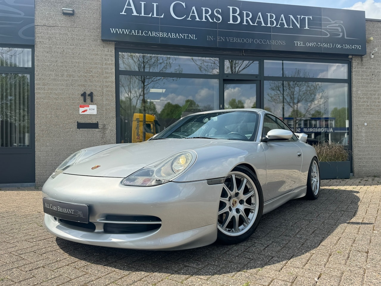 Porsche 911 - 3.4 Coupé Carrera / 139.000 / Volledige historie/ GT3 pakket - AutoWereld.nl