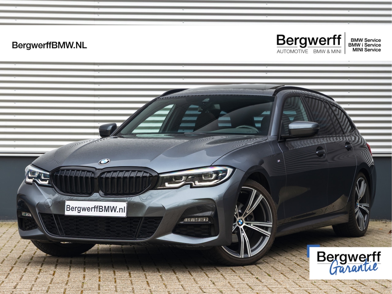 BMW 3-serie Touring - 320i M-Sport - Pano - Trekhaak - Camera - Stoelverwarming - Hifi - AutoWereld.nl