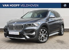 BMW X1 - xDrive25e High Executive xLine Automaat / Panoramadak / Sportstoelen / Achteruitrijcamera