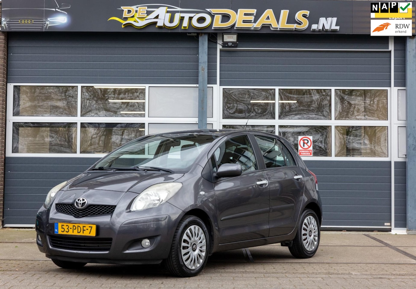 Toyota Yaris - 1.3 VVTi Aspiration Airco LAGE KMSTAND - AutoWereld.nl