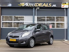 Toyota Yaris - 1.3 VVTi Aspiration Airco LAGE KMSTAND