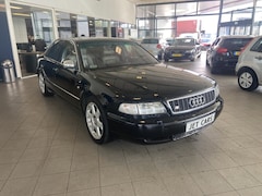 Audi S8 - 4.2 S8