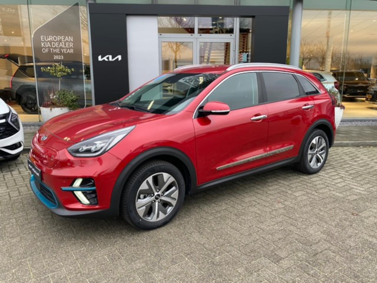 Kia e-Niro - ExecutiveLine | Leder | Stoelventilatie | Camera | Info Bas 0492588982 | € 2000,- Inruilpr - AutoWereld.nl
