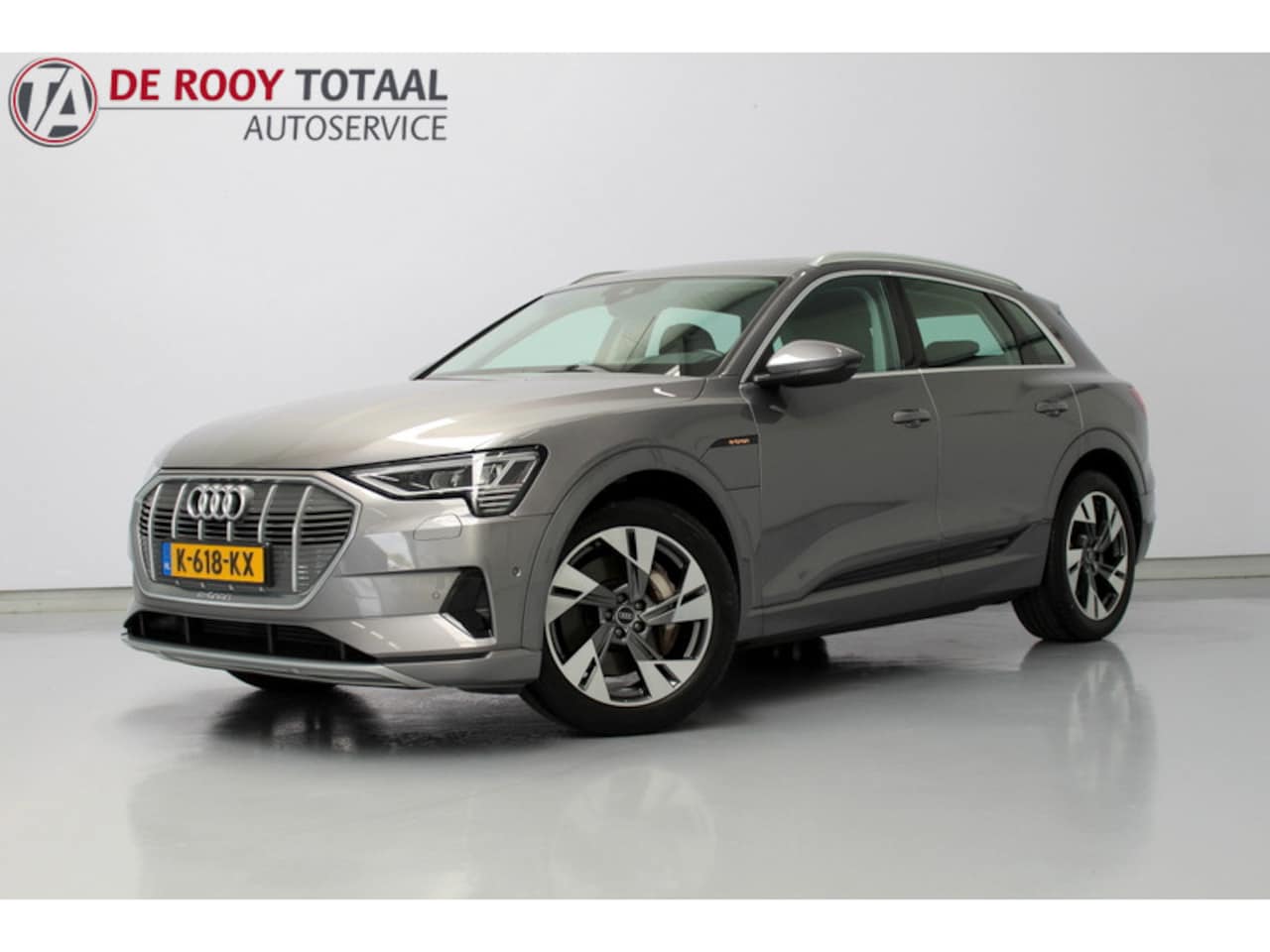 Audi e-tron - 50 quattro Business edition Plus 71 kWh 313PK | PANORAMADAK | LEDER | DIGITAAL COCKPIT | T - AutoWereld.nl