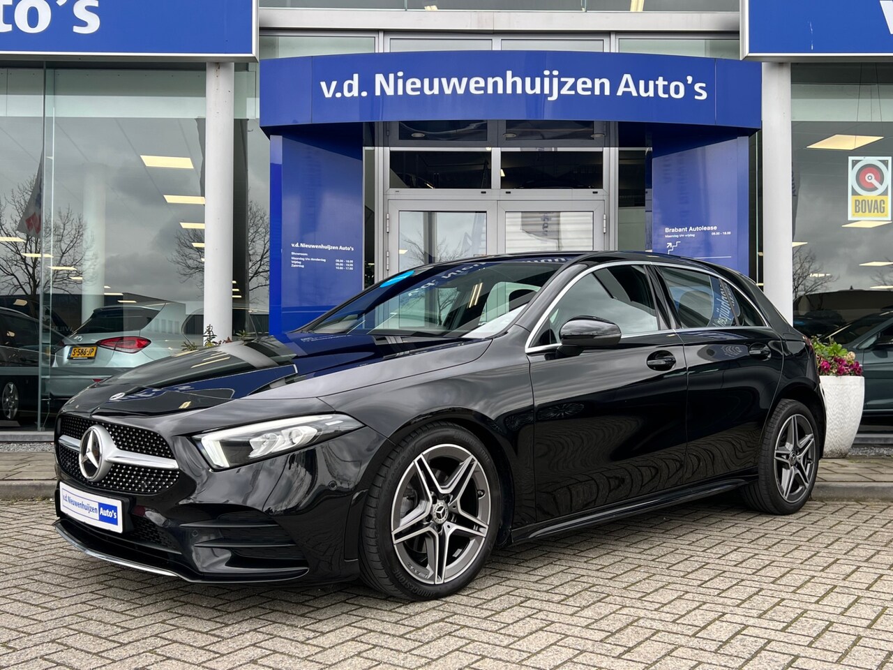 Mercedes-Benz A-klasse - 200 AMG Line | MBUX | Cruise | Climate | Info Bas: 0492-588982 Info Bas: 0492-588982 Whats - AutoWereld.nl
