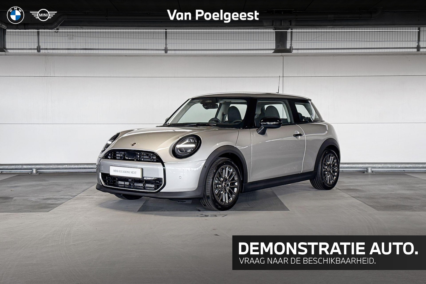 MINI Cooper - 3-deurs 1.5 Cooper C Essential | Pakket XS | Dak in carrosseriekleur - AutoWereld.nl