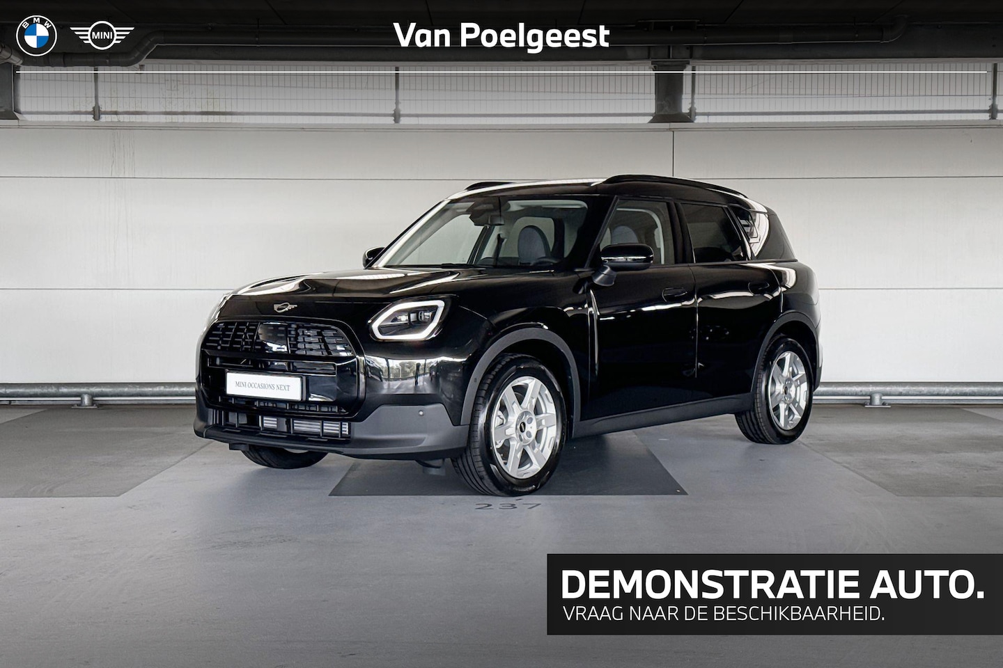 MINI Countryman - 1.5 C Classic XS MINI Countryman 1.5 C Classic | Pakket M | Dak in carrosseriekleur - AutoWereld.nl