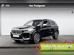 BMW X1 - xDrive25e X-Line / Glazen Schuifdak / Getinte Ramen Achter / Harman Kardon / 19 Inch / Sel