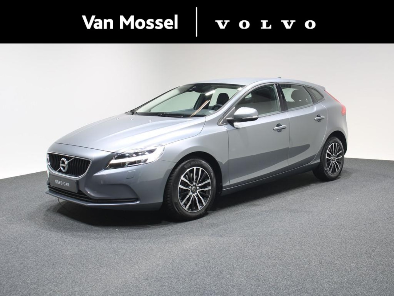Volvo V40 - 2.0 T2 Momentum | Climate control | Stoelverwarming | Voorruitverwarming - AutoWereld.nl