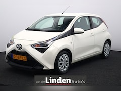 Toyota Aygo - 1.0 VVT-i x-play | 5-Deurs | Airco | Carplay NAVI | Camera