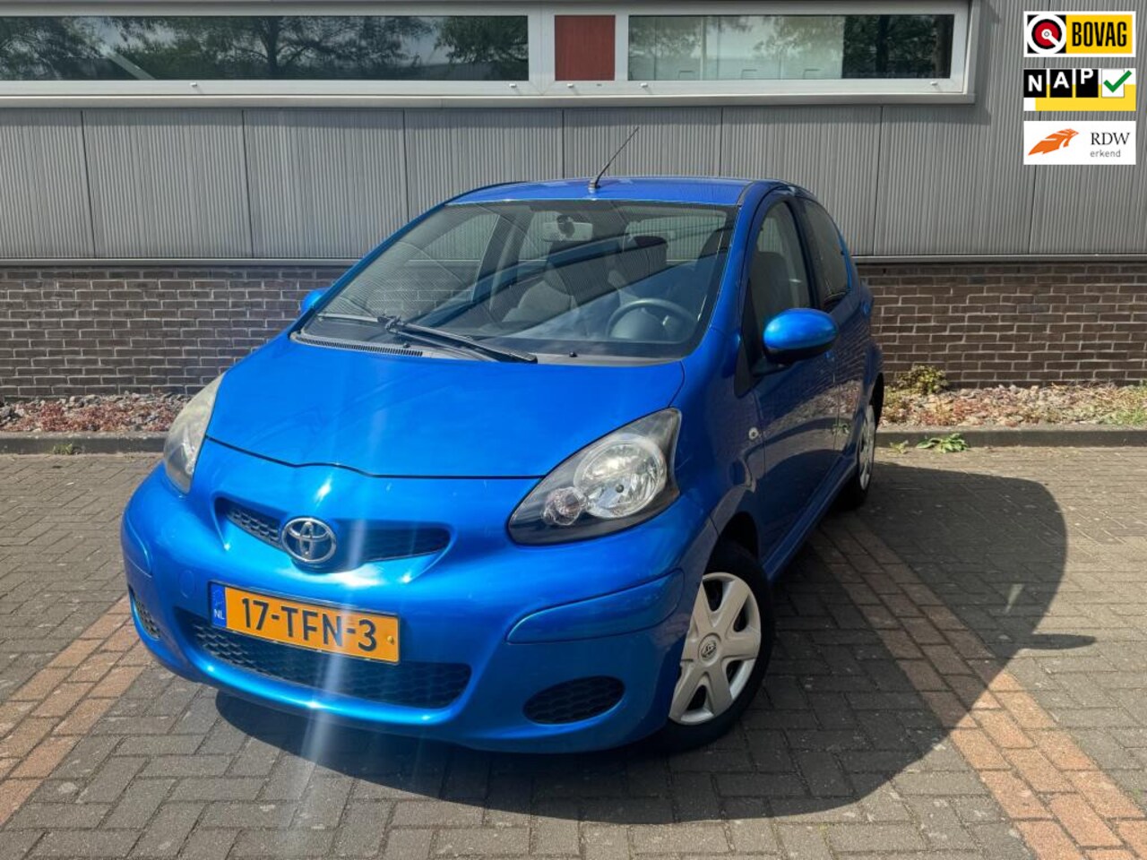 Toyota Aygo - 1.0-12V Comfort Navigator 1.0-12V Comfort Navigator - AutoWereld.nl