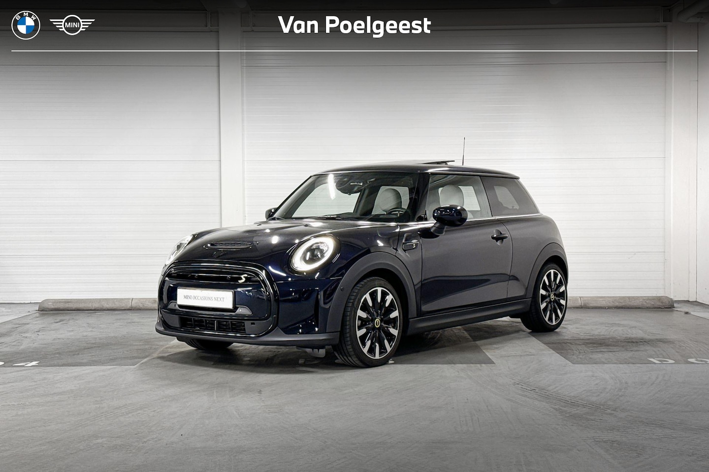 MINI Mini-Electric - 3-deurs | Apple CarPlay | Harman Kardon | Panoramadak - AutoWereld.nl