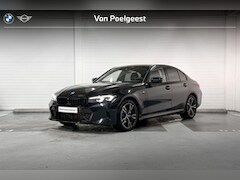 BMW 3-serie - Sedan 320e | M-Sport | Travel Pack | Schuif/-kanteldak | Trekhaak