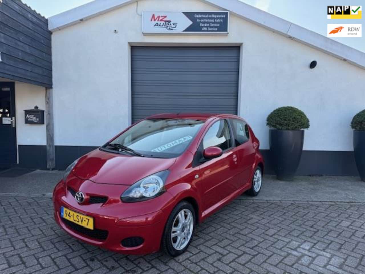 Toyota Aygo - 1.0-12V Aspiration Red 1.0-12V Aspiration Red - AutoWereld.nl