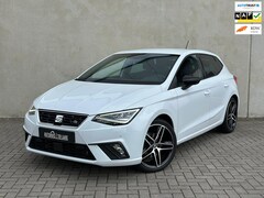 Seat Ibiza - 1.0 TSI FR 18' LED Carplay 6-bak Beats Leder/alca
