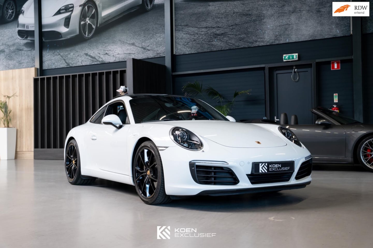 Porsche 911 - 991 3.0. Carrera wit metallic, PASM, Sport Chrono - AutoWereld.nl