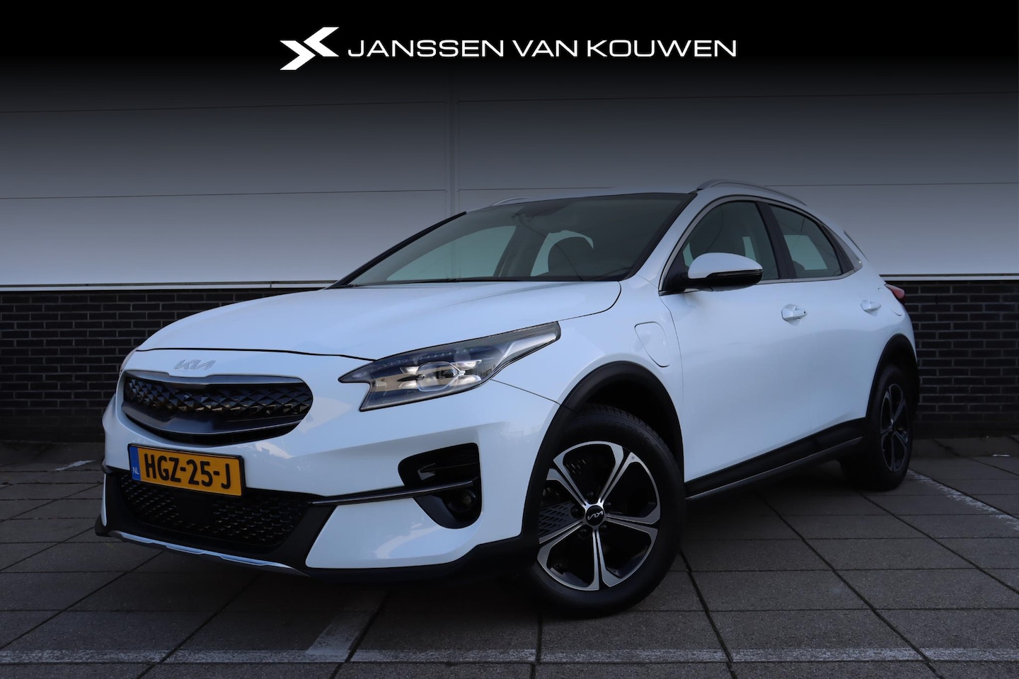 Kia XCeed - 1.6 GDi PHEV DynamicLine *Stoel-Stuurverwarming * Apple CarPlay * Achteruitrijcamera - AutoWereld.nl