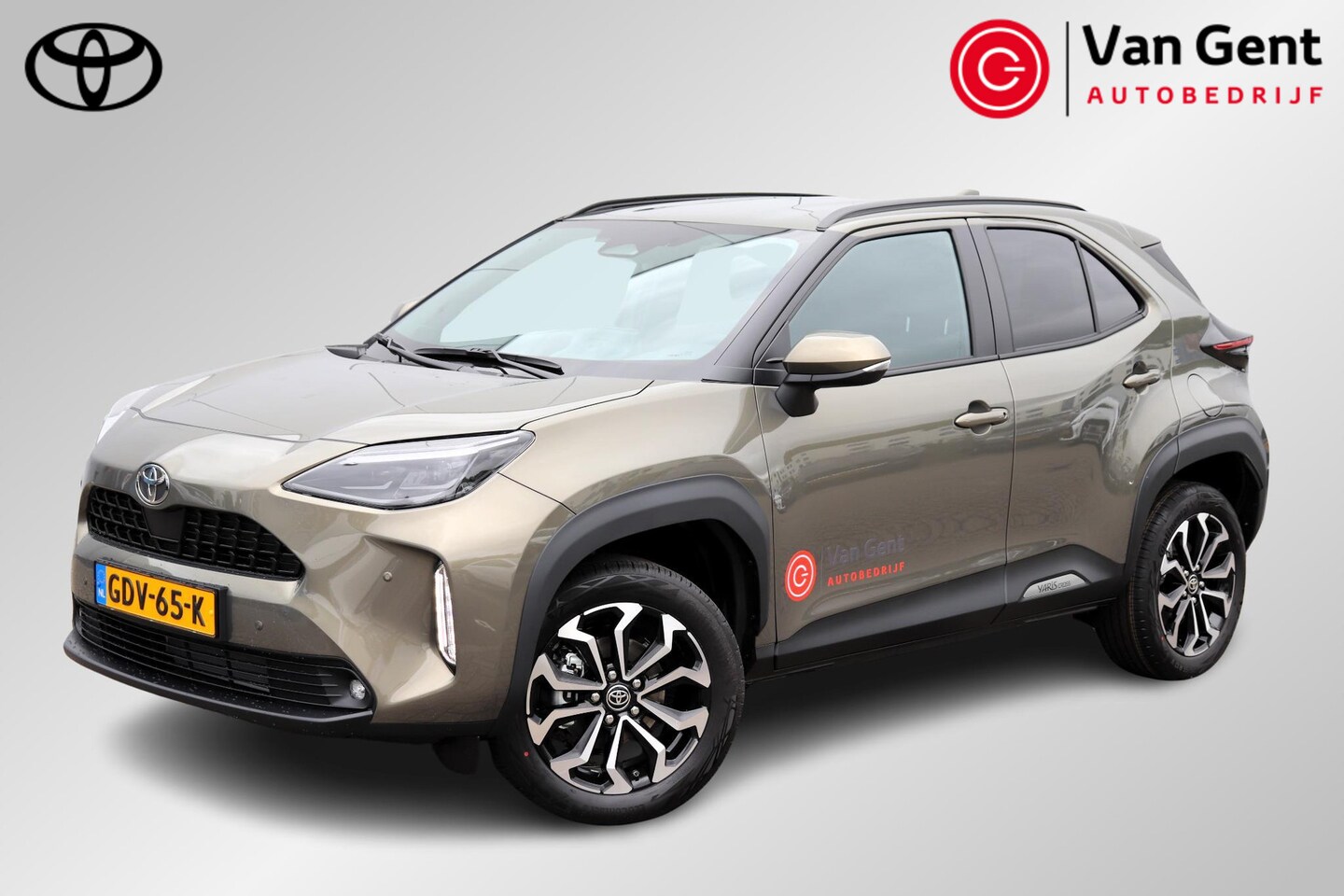 Toyota Yaris Cross - 1.5 Hybrid 115 First Edition Parkeersensoren - AutoWereld.nl