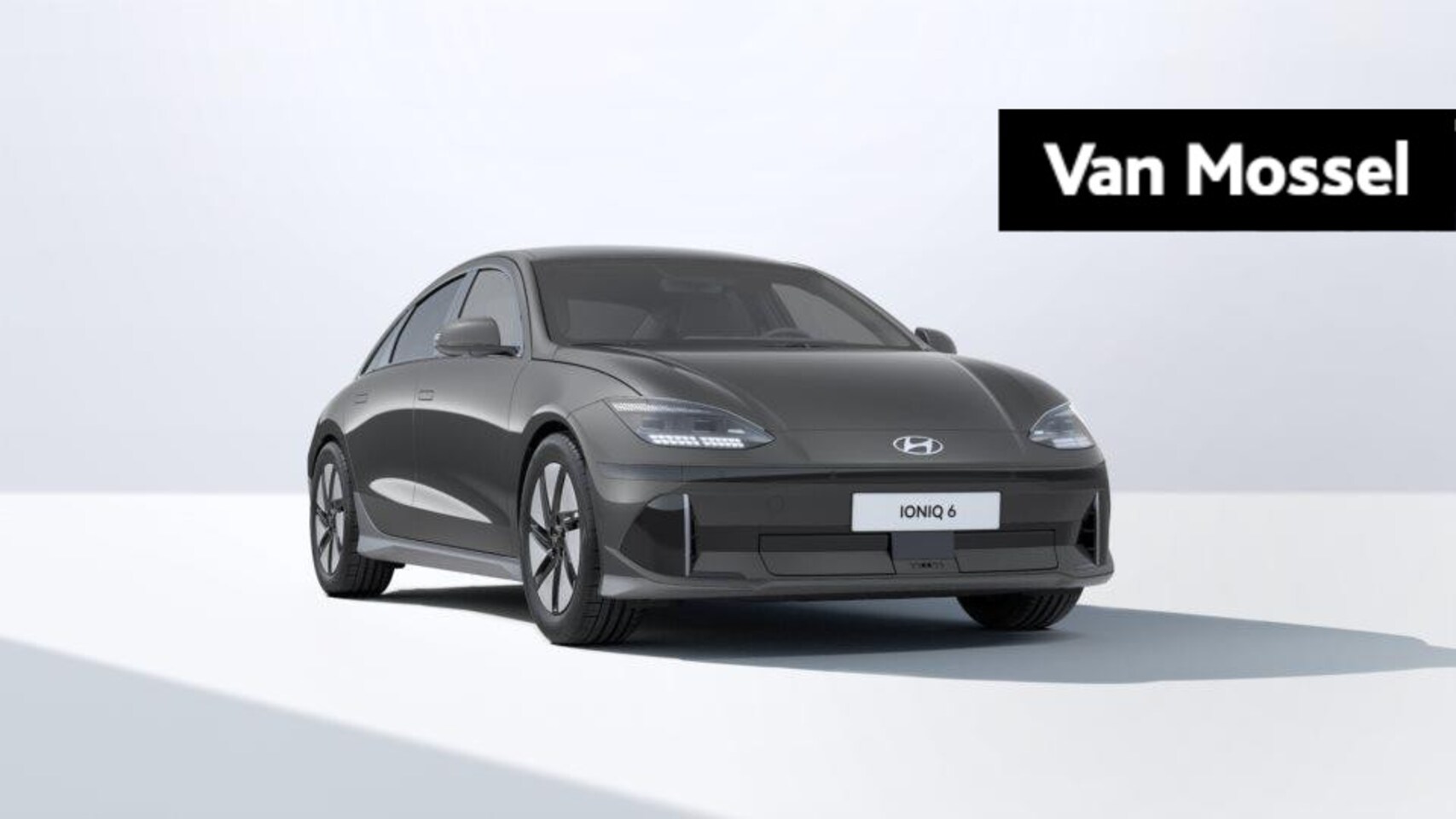 Hyundai IONIQ 6 - Connect 77.4 kWh Hyundai IONIQ 6 Connect 77 kWh | Nieuw uit voorraad leverbaar | Navigatie - AutoWereld.nl