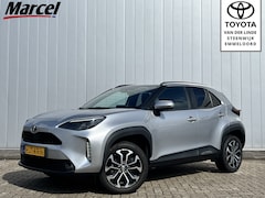 Toyota Yaris Cross - 1.5 Hybrid Dynamic Limited Stoel Verwarming Parkeersensoren Voor en Achter Carplay keyless