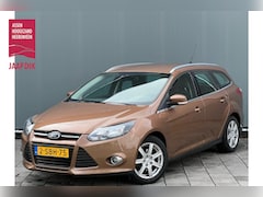 Ford Focus Wagon - BWJ 2013 | 1.0T 126PK Titanium | CLIMA | TREKHAAK | NAVI | CRUISE | LICHTMETAAL |