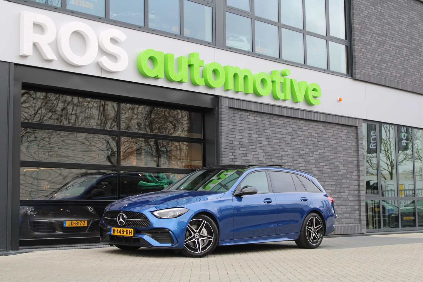 Mercedes-Benz C-klasse Estate - 200 AMG Line | PANO | AMG | SFEERVERLICHTING | CAMERA | STOELVERW - AutoWereld.nl
