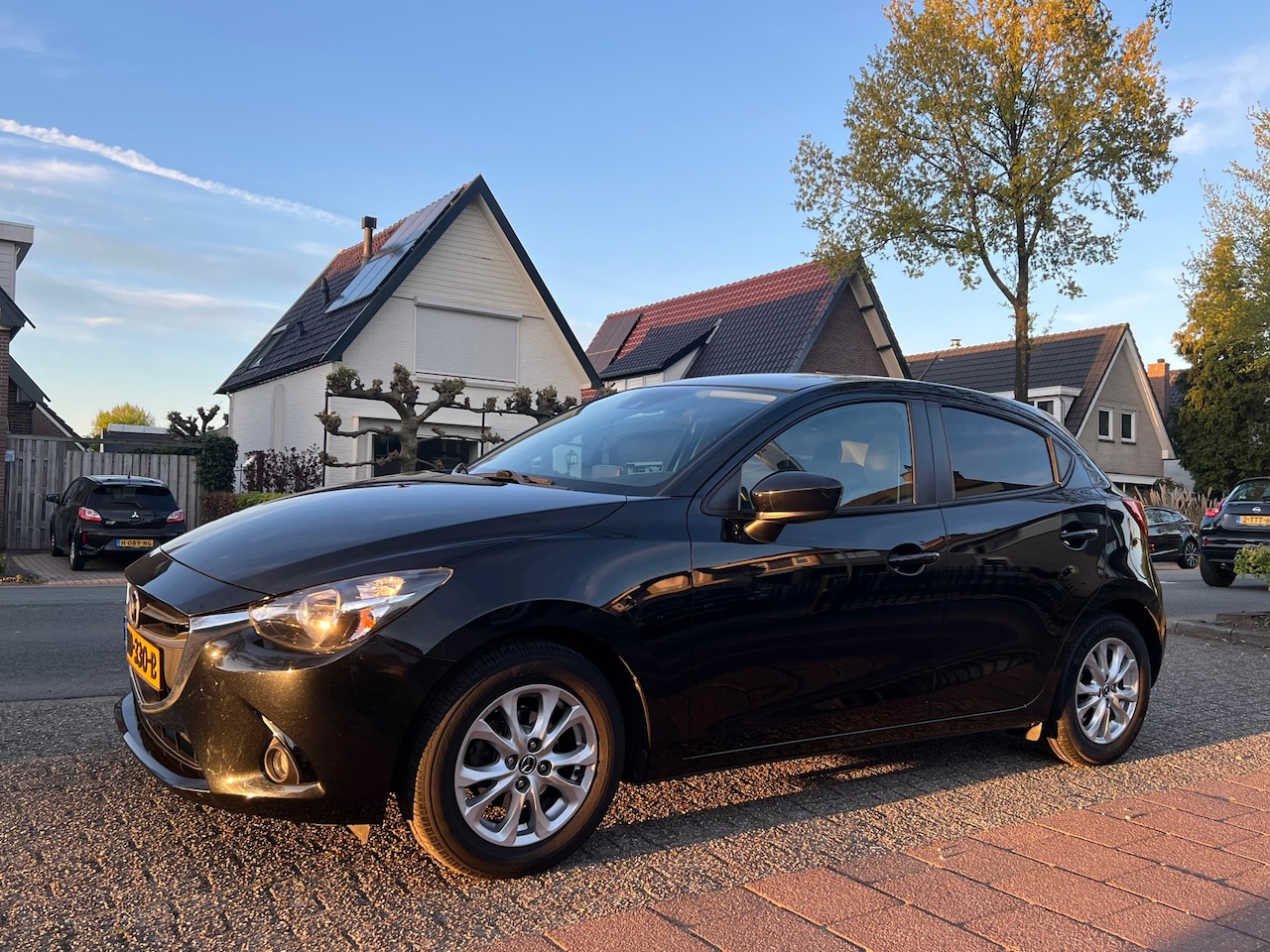 Mazda 2 - 1.5 Skyactiv-G 97.000 km NL-AUTO-NAP. - AutoWereld.nl