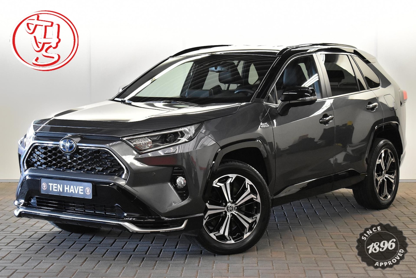 Toyota RAV4 - 2.5 Plug-in Hybrid AWD Bi-Tone Plus CAMERA|TREKHAAK|ELEC. STOELEN|LEER|CARPLAY|ADAPTIVE LE - AutoWereld.nl