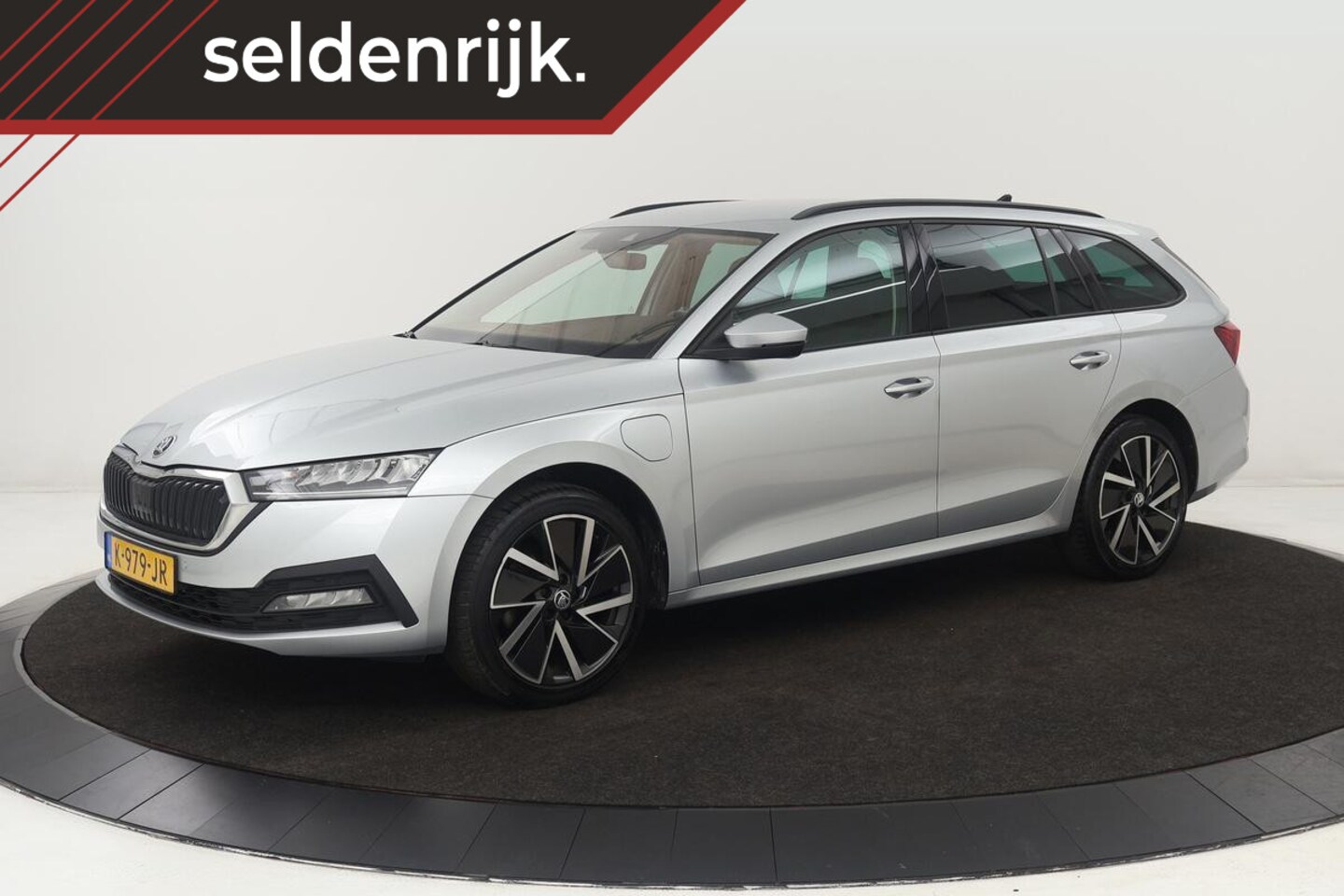 Skoda Octavia - 1.4 TSI iV PHEV Business Edition | Trekhaak | Stoelverwarming | Trekhaak | Carplay | Full - AutoWereld.nl