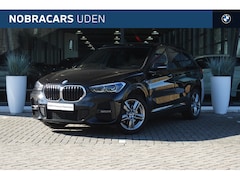 BMW X1 - xDrive25e M Sport Automaat / Sportstoelen / LED / Stoelverwarming / Cruise Control / PDC a