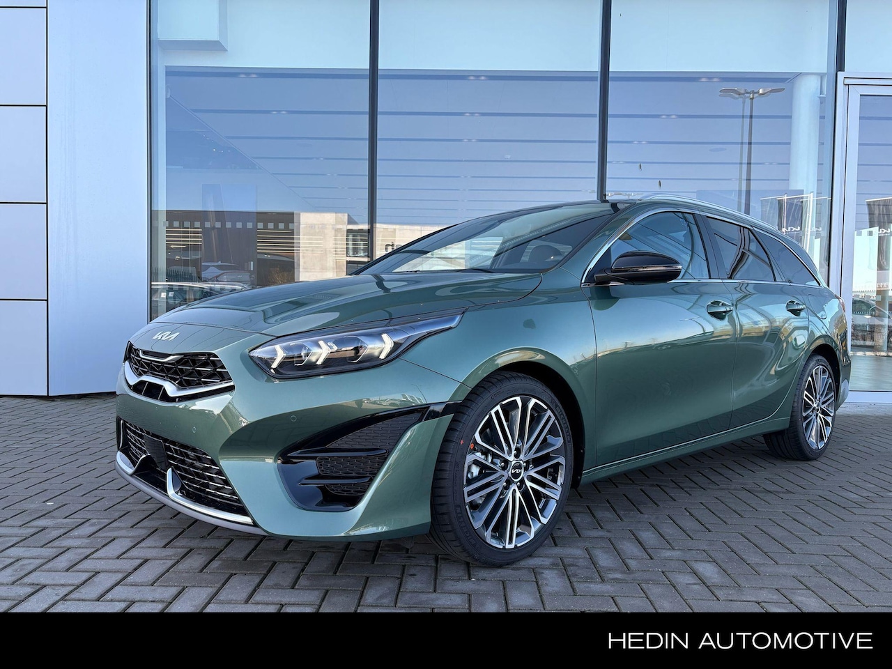 Kia Cee'd Sportswagon - Ceed 1.5 Turbo GT-PlusLine Automaat | Alleen beschikbaar voor proefritten | LED | JBL | El - AutoWereld.nl