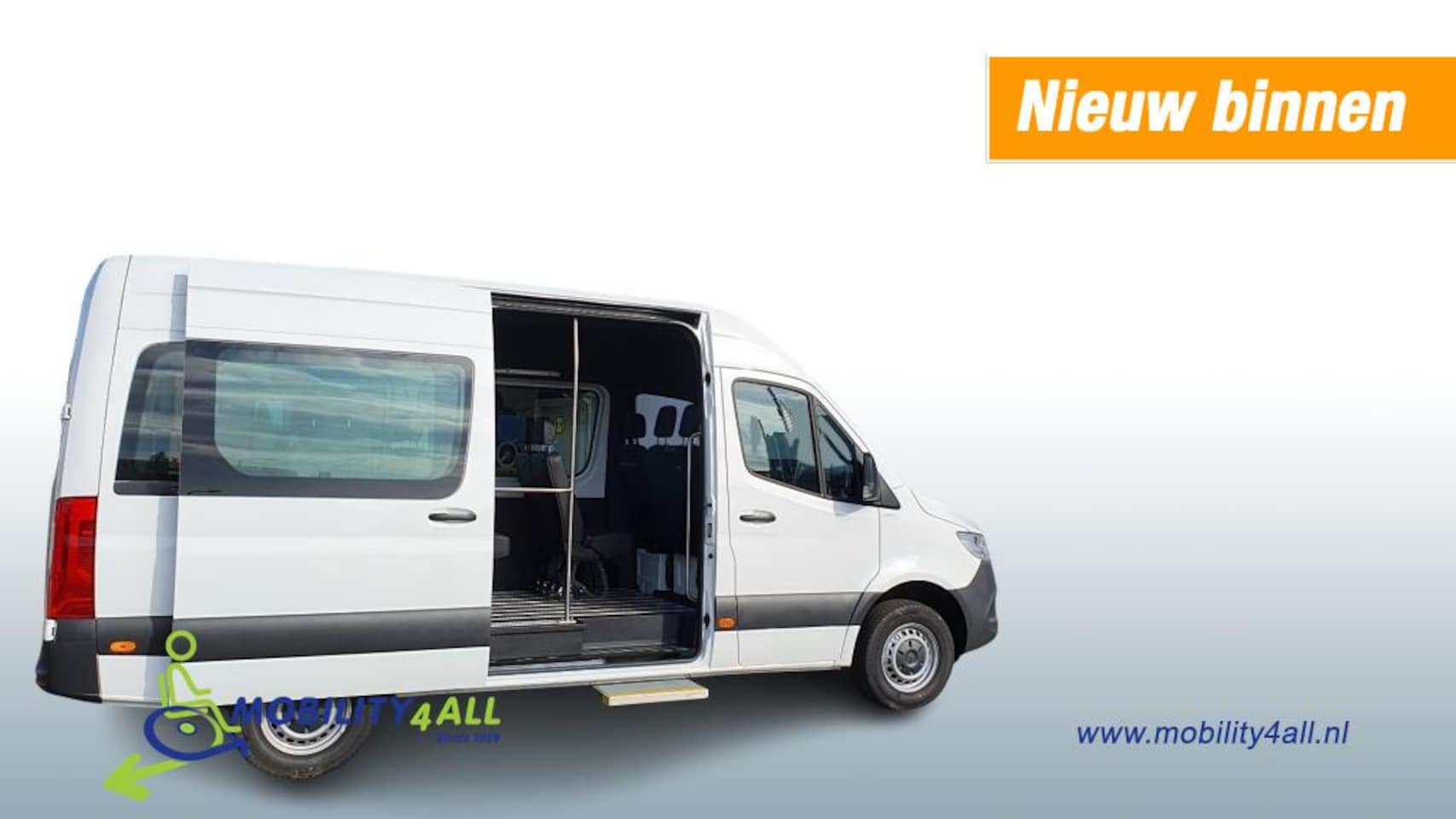 Mercedes-Benz Sprinter - VOORRAAD Rolstoelbus met 9-zitplaatsen Incl-BPM - AutoWereld.nl