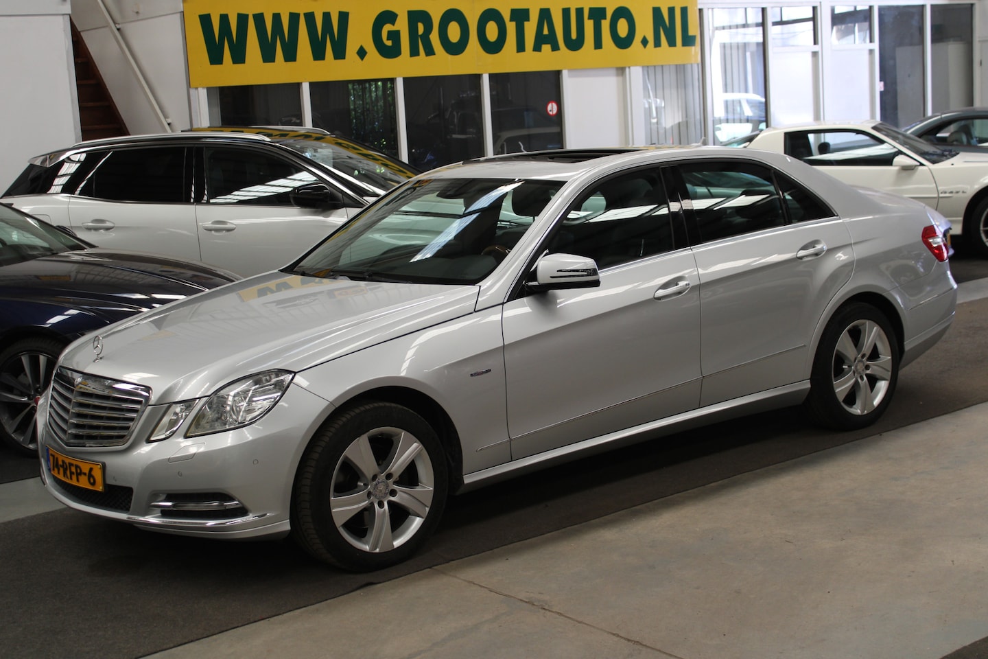 Mercedes-Benz E-klasse - 350 CGI Elegance Automaat Navi, Leder, Cruise control - AutoWereld.nl