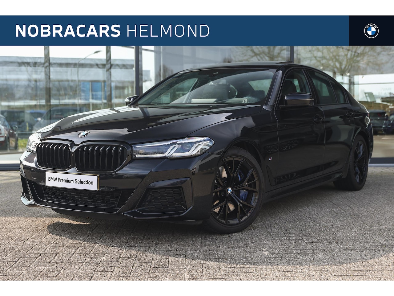 BMW 5-serie - 540i xDrive High Executive M Sport Automaat / Schuif-kanteldak / Massagefunctie / Adaptiev - AutoWereld.nl