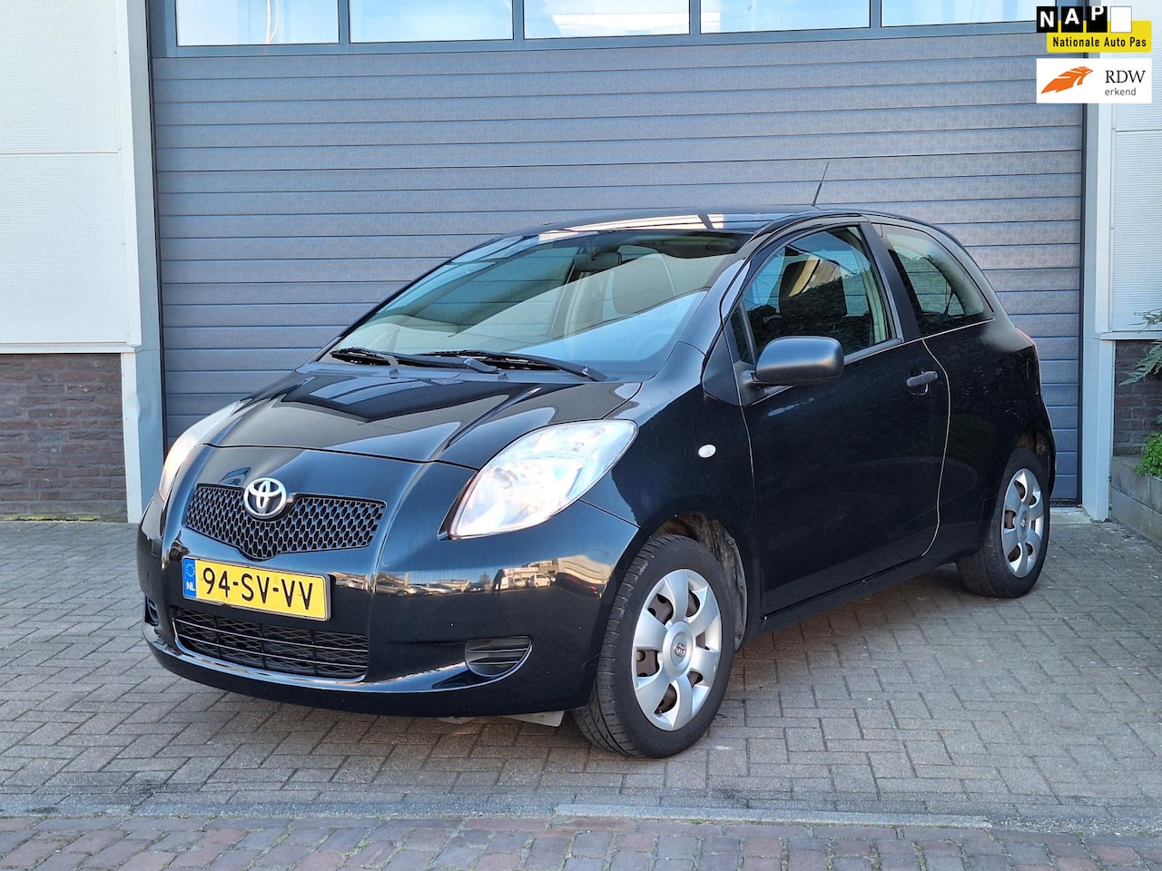 Toyota Yaris - | 1.3 VVTi Terra | Lage kilometerstand | - AutoWereld.nl