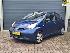 Toyota Aygo - | 1.0-12V | Airco | Leuke kilometerstand |