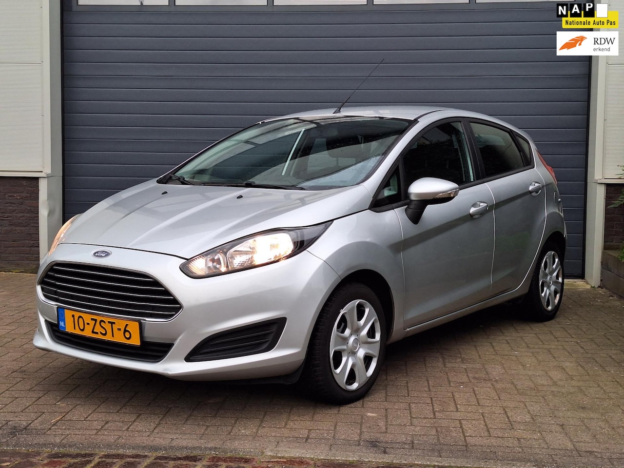 Ford Fiesta - | 1.0 Champion | Airco | Volledig Ford dealer onderhouden | - AutoWereld.nl