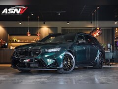BMW M5 - Touring V8 M Hybrid, *3/STUKS*, 728 PK, Keramiek/Brakes, Individual, Carbon, M/Drivers/Pak