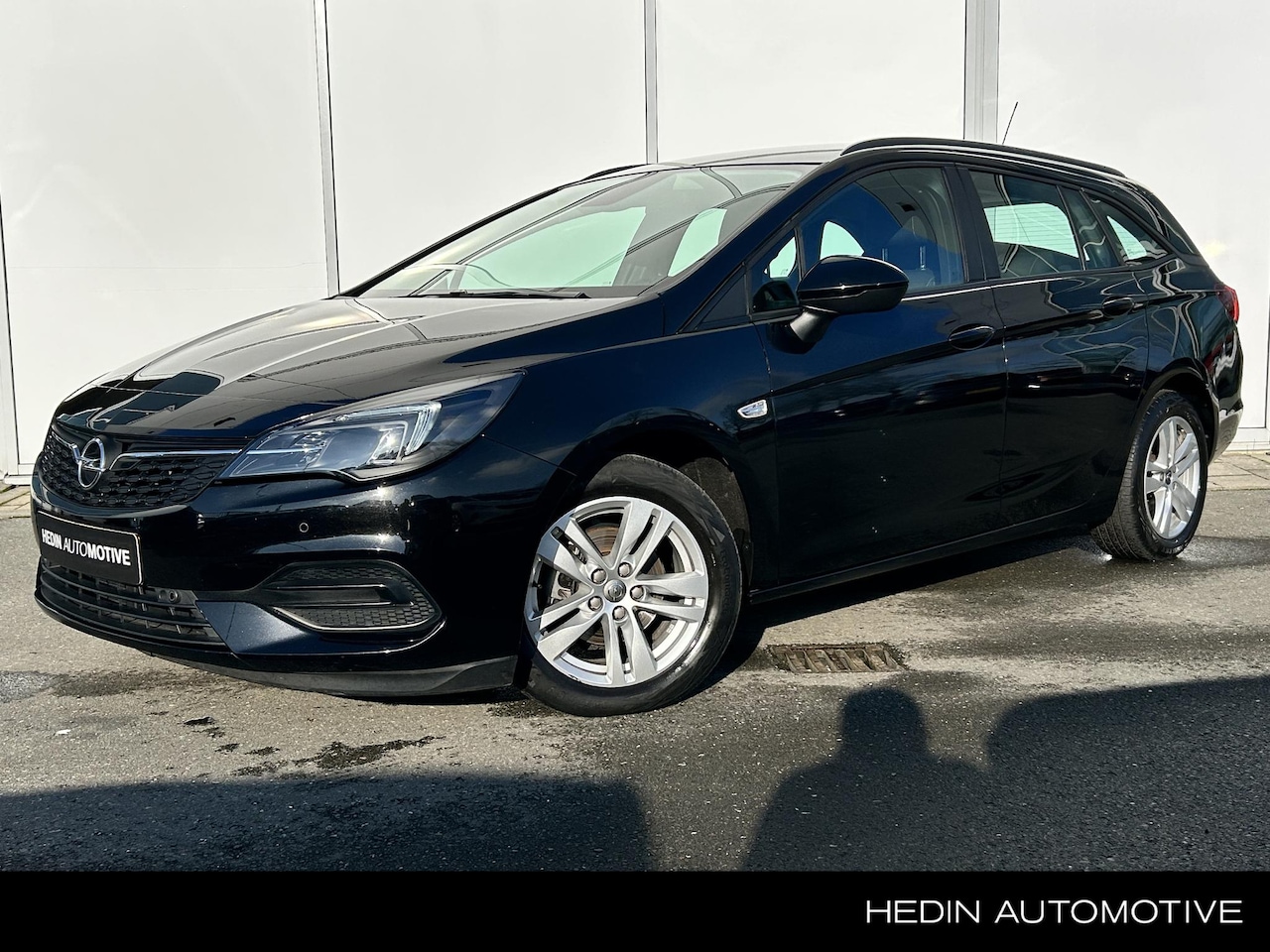 Opel Astra Sports Tourer - 1.2 130pk Edition | TREKHAAK | NAVI | LED | PARKEERSENSOREN | AIRCO | CARPLAY | CRUISE CON - AutoWereld.nl
