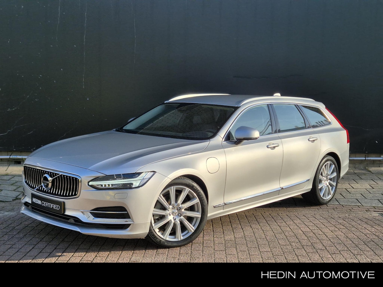 Volvo V90 - 2.0 T8 AWD Inscription | PHEV | Trekhaak Elektrisch Uitklapbaar | 390PK | 360 ° Camera | H - AutoWereld.nl