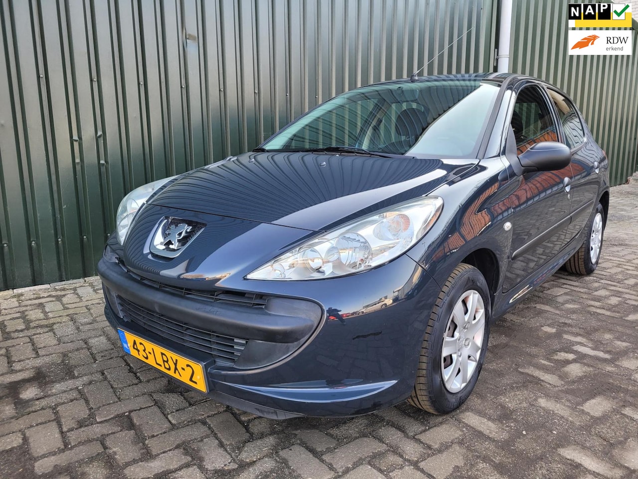 Peugeot 207 - 1.1 XR AIRCO Nw Koppeling - AutoWereld.nl