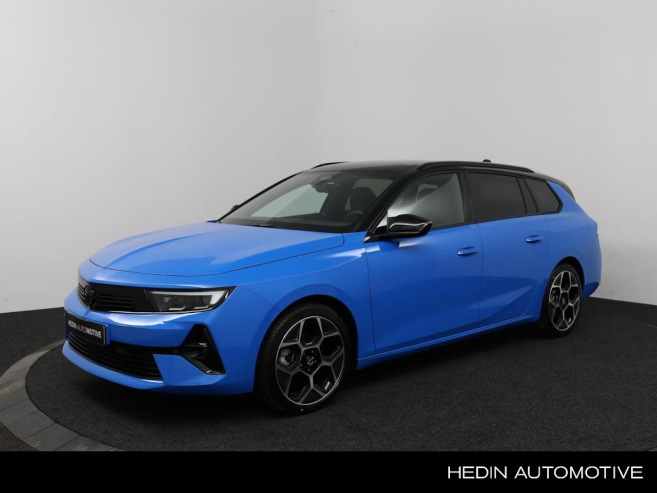 Opel Astra Sports Tourer - 1.2 Turbo 130 PK Hybrid Ultimate | Panoramadak | Adaptieve Cruise controle | Stoelverwarmi - AutoWereld.nl