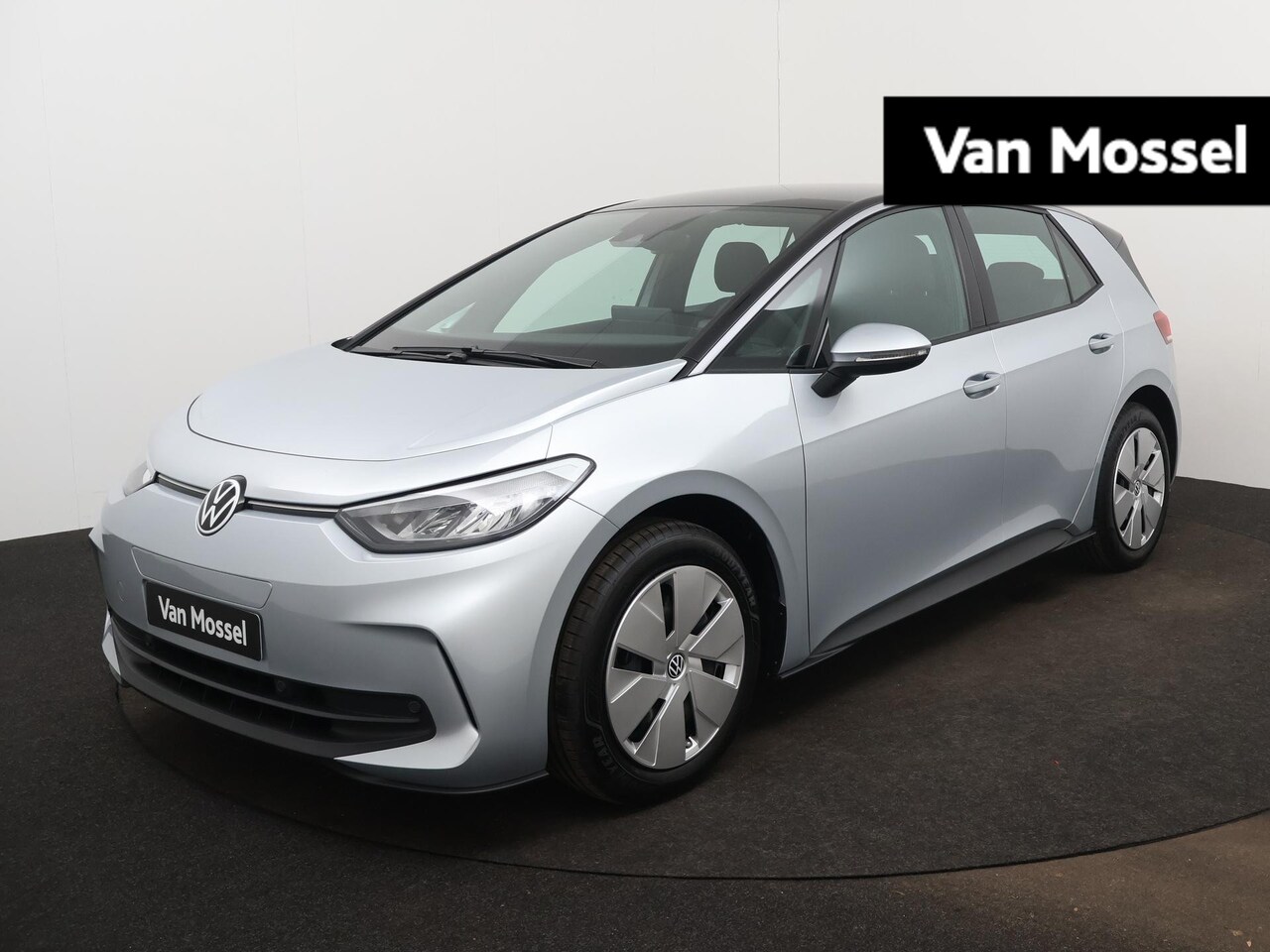 Volkswagen ID.3 - Pure Oranje Edition 52 kWh 170 PK | Navigatie | Steunhaak | Apple Carplay draadloos | Andr - AutoWereld.nl