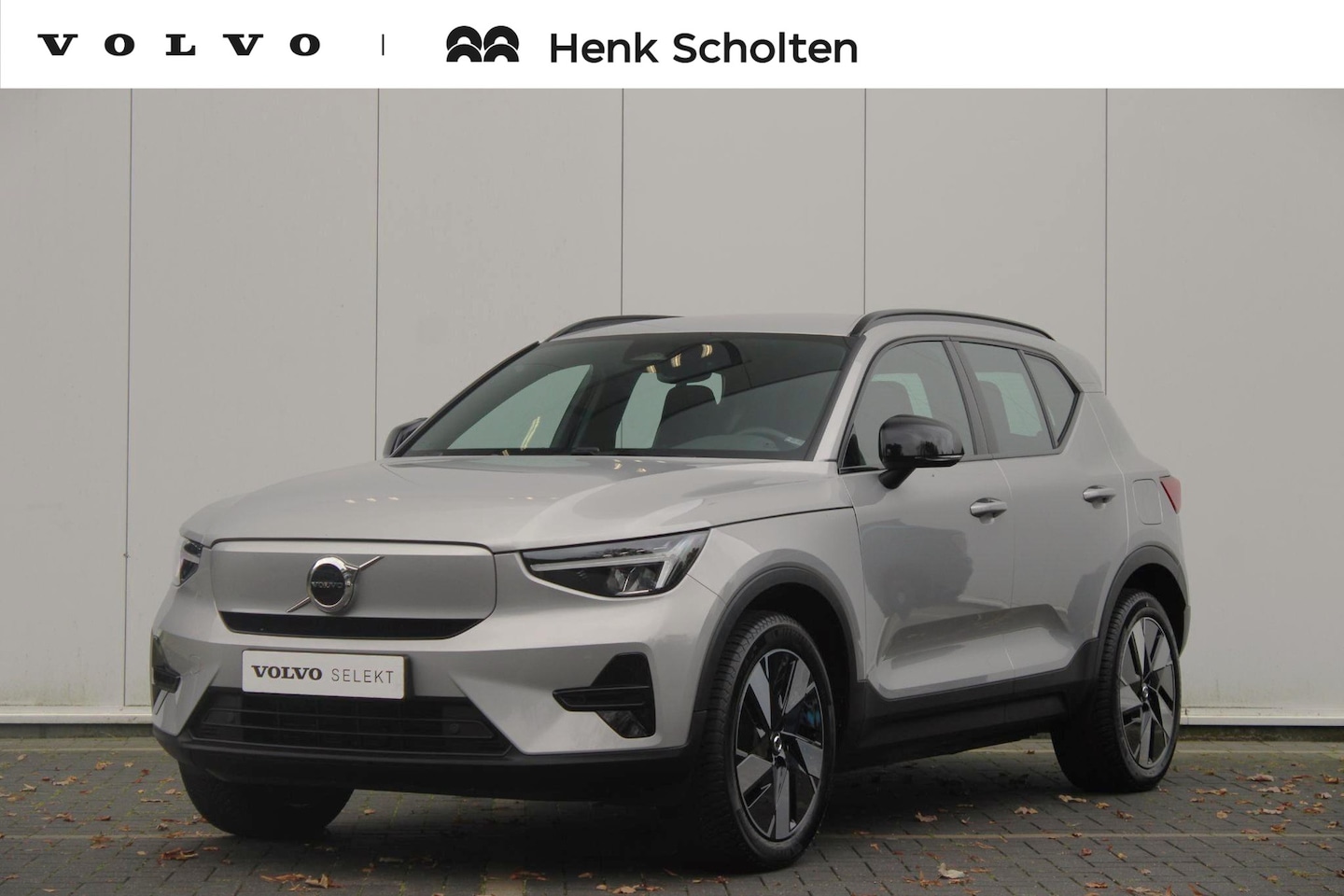 Volvo XC40 - Single Motor Extended Range Plus | Adaptive Cruise Control | Pilot Assist | Achteruitrijca - AutoWereld.nl