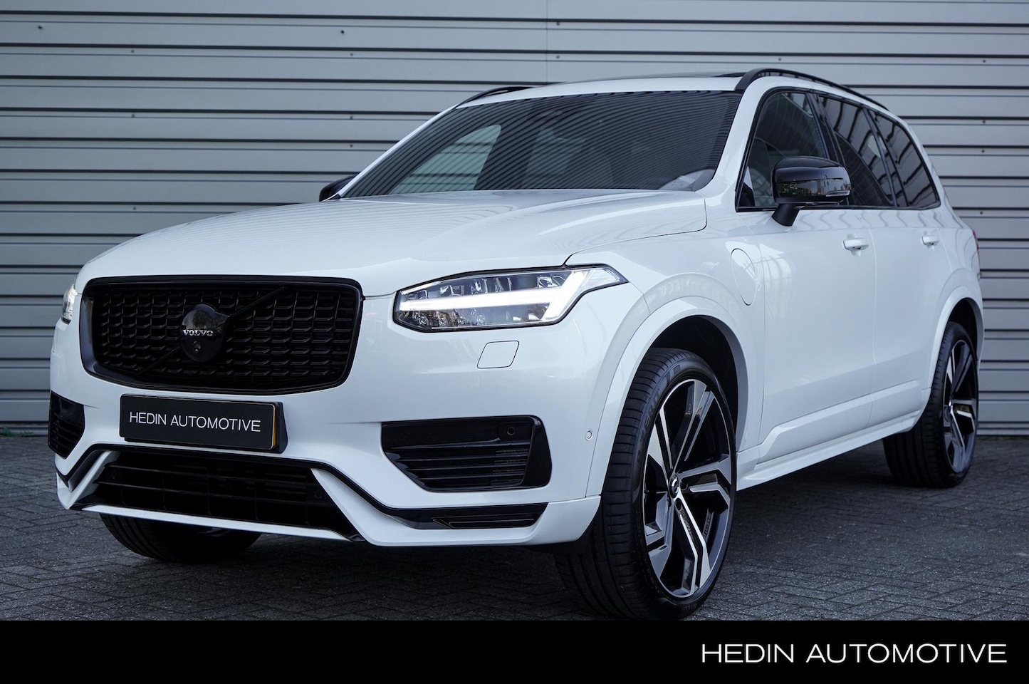Volvo XC90 - 2.0 T8 Plug-in hybrid AWD Ultra Dark | Luchtvering | Bowers & Wilkins | Wollen interieur | - AutoWereld.nl