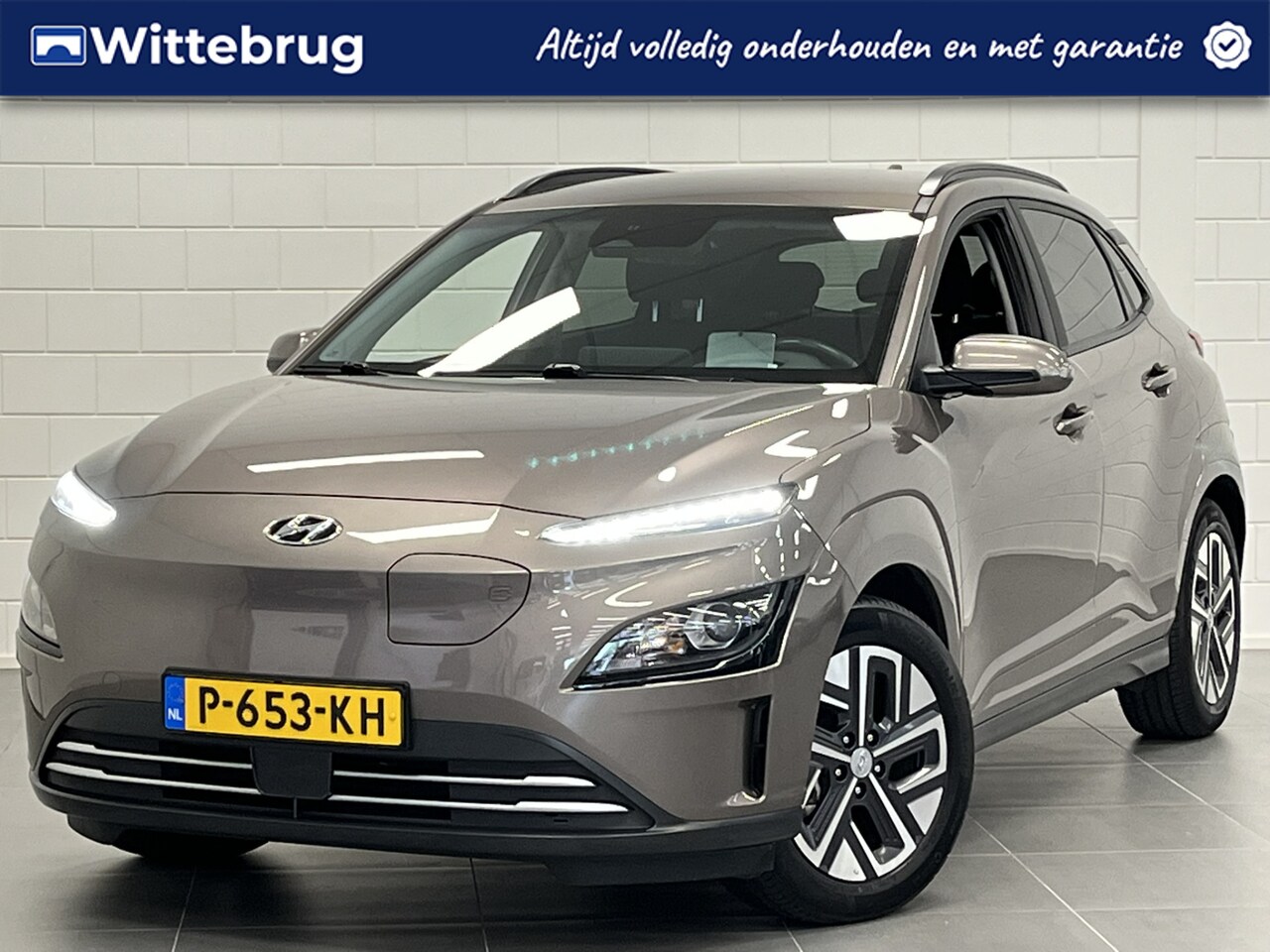 Hyundai Kona Electric - EV Fashion 64 kWh TREKHAAK | LONG RANGE | NAVIGATIE | DEALER ONDERHOUDEN - AutoWereld.nl
