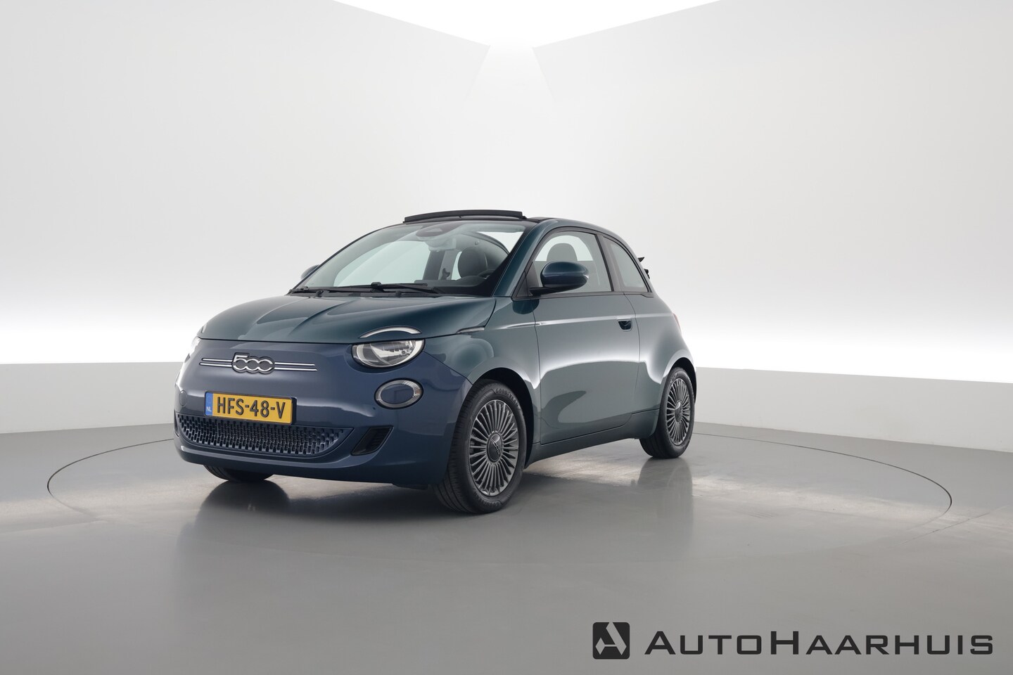 Fiat 500 C - Icon 42 kWh | Navi | Apple CarPlay | Keyless | Clima | PDC | - AutoWereld.nl